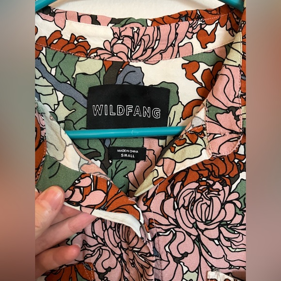 WILDFANG The Empower Short Sleeve Button-Up Shirt
Hydrangea - Picture 5 of 14